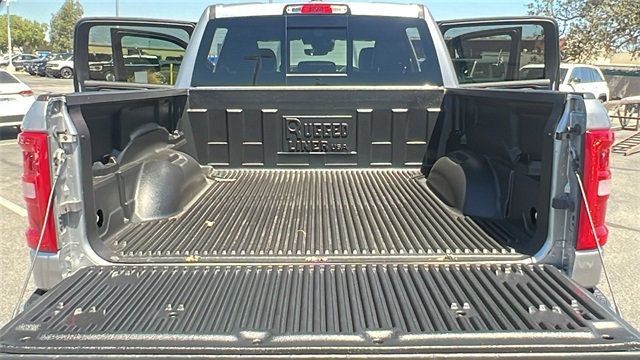 2025 Ram 1500 Laramie 4x4 Crew Cab 5'7" Box - 22896922 - 14