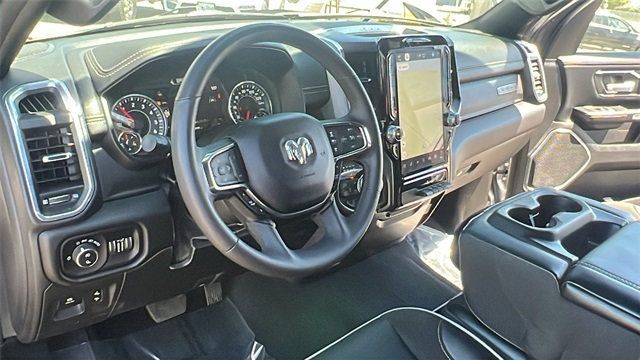 2025 Ram 1500 Laramie 4x4 Crew Cab 5'7" Box - 22896922 - 16