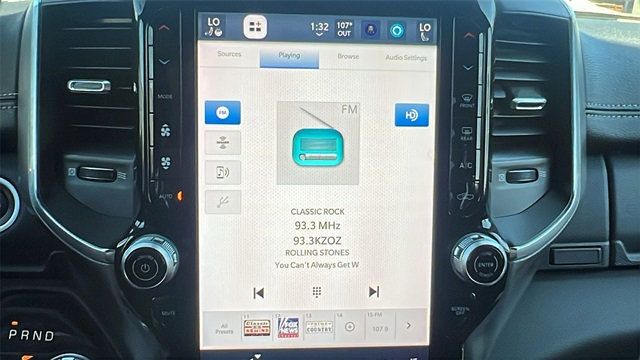 2025 Ram 1500 Laramie 4x4 Crew Cab 5'7" Box - 22896922 - 26