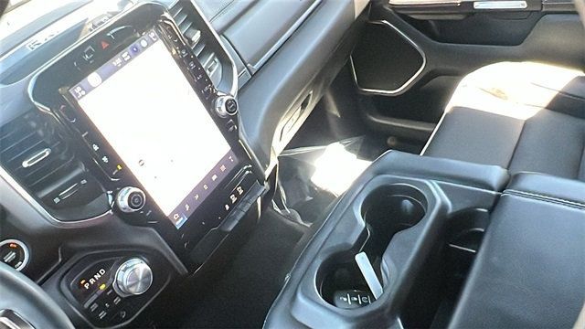 2025 Ram 1500 Laramie 4x4 Crew Cab 5'7" Box - 22896922 - 30