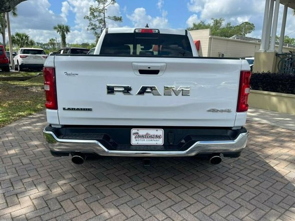 2025 Ram 1500 Laramie photo 4