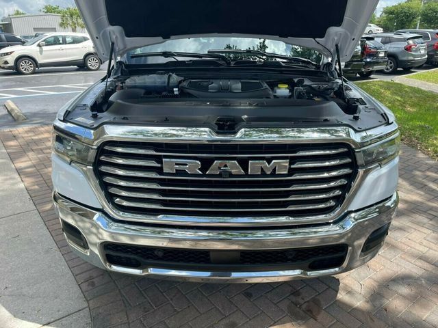 2025 Ram 1500 Laramie 4x4 Crew Cab 5'7" Box - 22914916 - 13