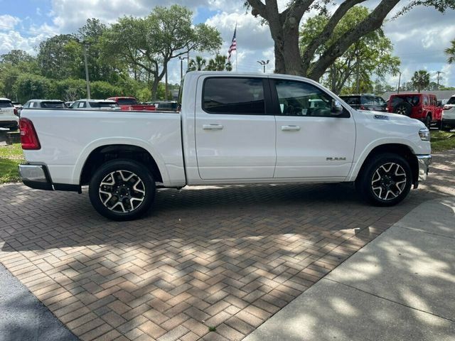 2025 Ram 1500 Laramie 4x4 Crew Cab 5'7" Box - 22914916 - 5