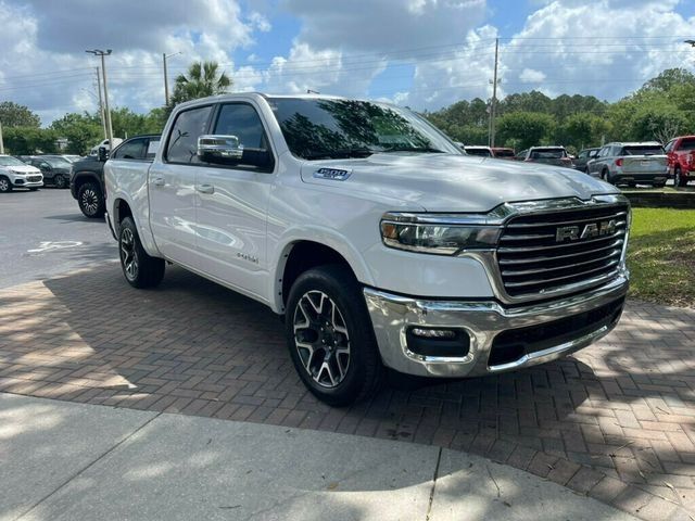 2025 Ram 1500 Laramie 4x4 Crew Cab 5'7" Box - 22914916 - 6