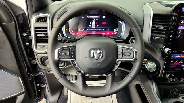 2025 Ram 1500 Laramie 4x4 Crew Cab 5'7" Box - 23019122 - 13