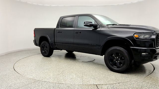 2025 Ram 1500 Laramie 4x4 Crew Cab 5'7'' Box Night Edition w/ Adv. Safety II - 22998955 - 2