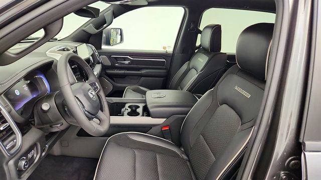 2025 Ram 1500 Laramie 4x4 Crew Cab 5'7'' Box Night Edition w/ Level 2 Pkg - 23046947 - 18