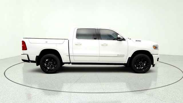 2025 Ram 1500 Limited 4x4 Crew Cab 5'7'' Box w/ Dual Pane Panoramic Sunroof - 23029243 - 3