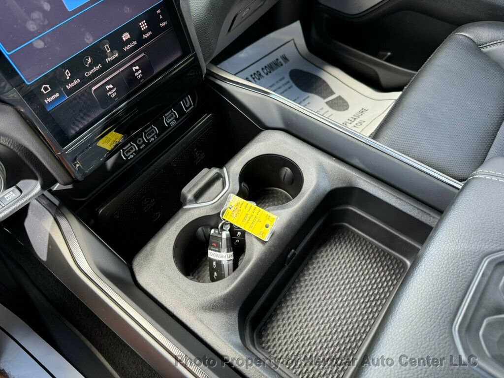2025 Ram 1500 Rebel photo 19