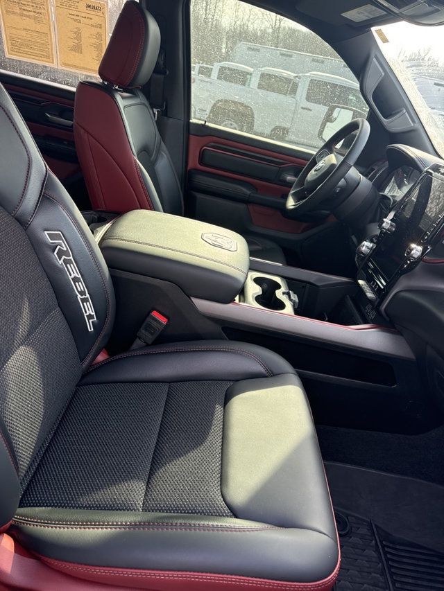 2025 Ram 1500 Rebel 4x4 Crew Cab 5'7" Box - 22979422 - 12