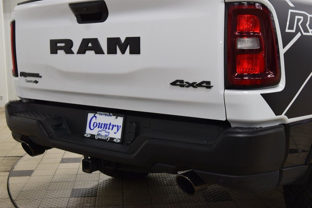 2025 Ram 1500 Rebel 4x4 Crew Cab 5'7" Box - 22979422 - 22