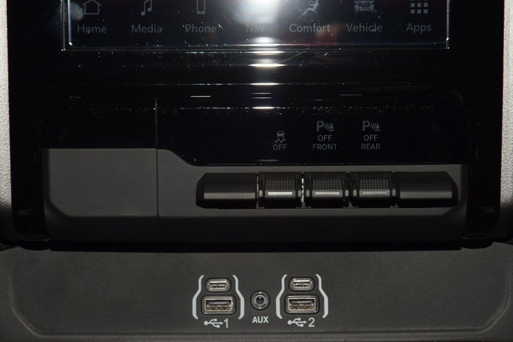 2025 Ram 1500 Rebel 4x4 Crew Cab 5'7" Box - 22979422 - 38