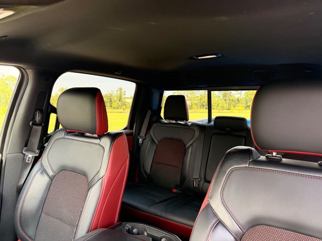2025 Ram 1500 REBEL 4x4 CREW CAB 5'7 BOX w/REBEL 1 EQUIPMENT PACKAGE - 23079132 - 10