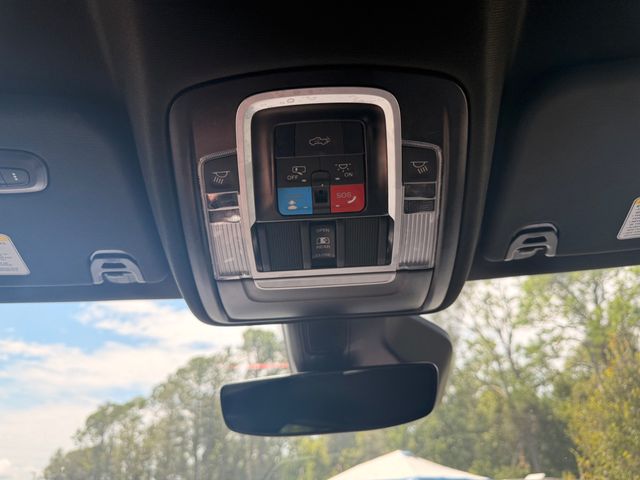 2025 Ram 1500 REBEL 4x4 CREW CAB 5'7 BOX w/REBEL 1 EQUIPMENT PACKAGE - 23079132 - 4