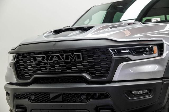 2025 Ram 1500 RHO 4x4 Crew Cab 5'7" Box - 23012757 - 1