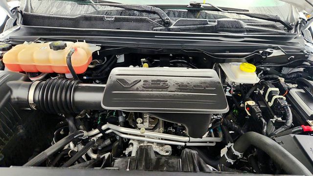 2025 Ram 1500 Tradesman 4x2 Crew Cab 5'7" Box - 22998939 - 23