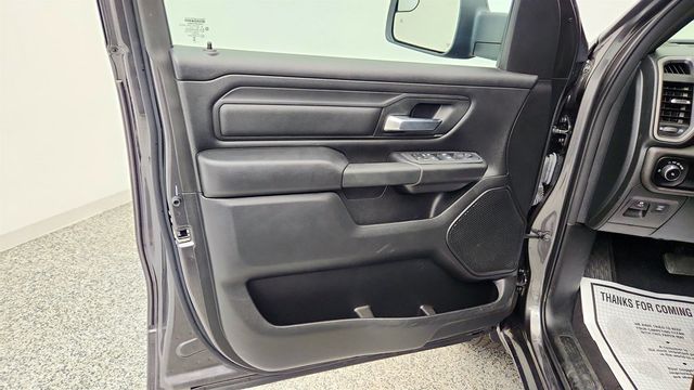 2025 Ram 1500 Tradesman 4x2 Crew Cab 5'7'' Box w/ I6 Turbo & Level 1 Equipment - 23039987 - 9