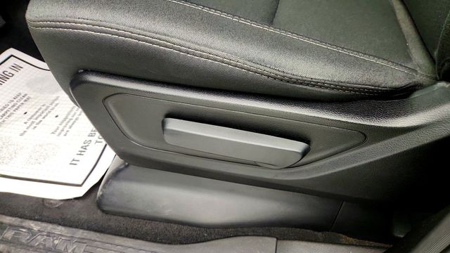 2025 Ram 1500 Tradesman 4x2 Crew Cab 5'7'' Box w/ I6 Turbo & Level 1 Equipment - 23039987 - 10