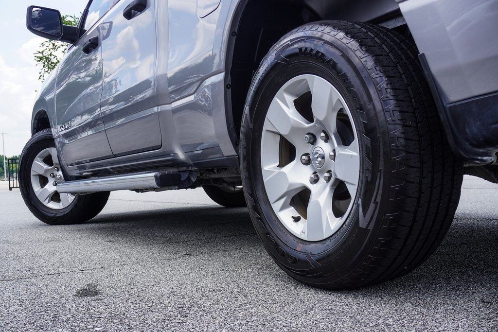 2025 Ram 1500 Tradesman photo 9