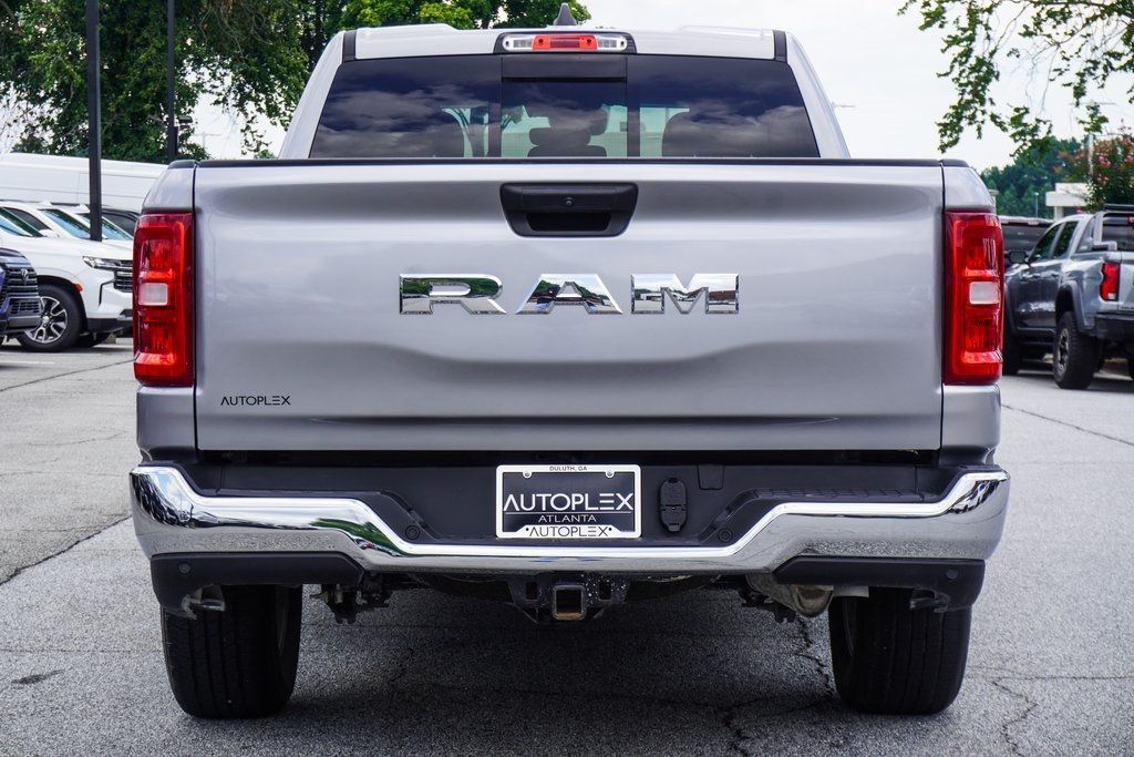 2025 Ram 1500 Tradesman photo 12