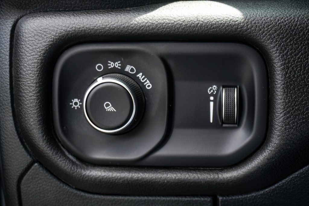 2025 Ram 1500 Tradesman photo 29