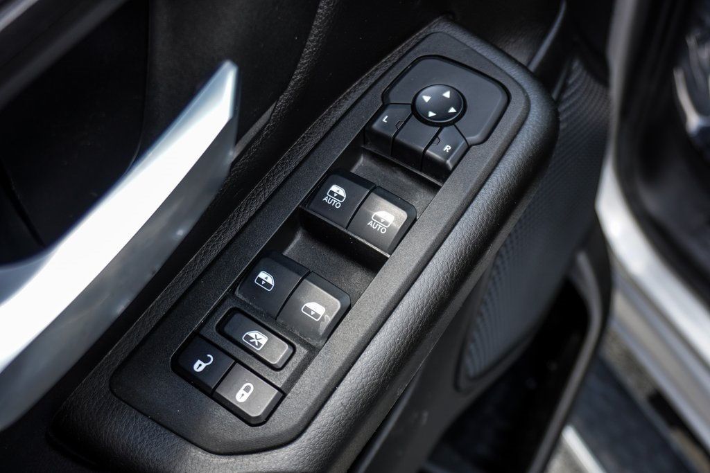 2025 Ram 1500 Tradesman photo 31