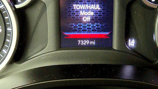 2025 Ram 1500 Tradesman 4x4 Crew Cab 5'7'' Box w/ Level 1 Equip & 20'' Wheels - 22978363 - 13