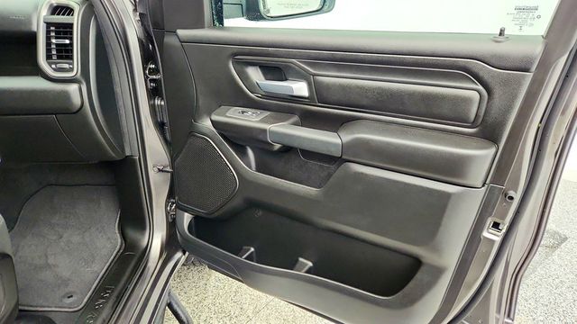 2025 Ram 1500 Tradesman 4x4 Crew Cab 5'7'' Box w/ Level 1 Equip & 20'' Wheels - 22978363 - 20