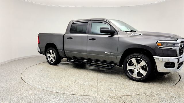 2025 Ram 1500 Tradesman 4x4 Crew Cab 5'7'' Box w/ Level 1 Equip & 20'' Wheels - 22978363 - 2
