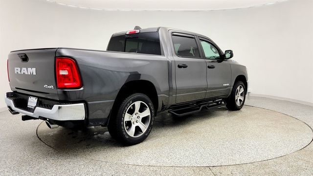2025 Ram 1500 Tradesman 4x4 Crew Cab 5'7'' Box w/ Level 1 Equip & 20'' Wheels - 22978363 - 4