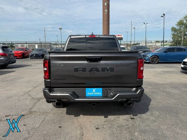 2025 Ram 1500 Crew Cab Big Horn Pickup 4D 5 1/2 ft - 23074208 - 5