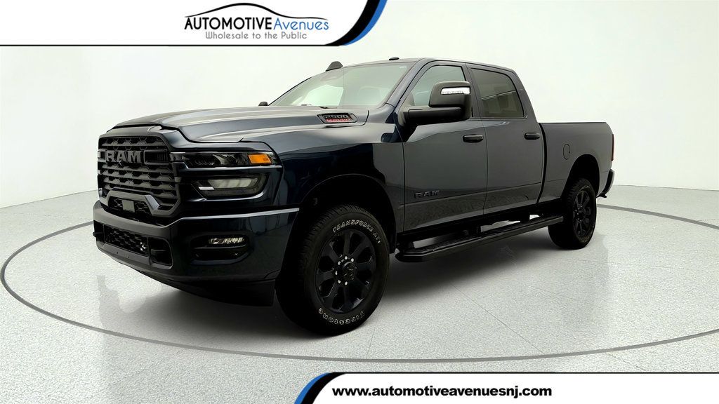 2025 Ram 2500 Big Horn 4x4 Crew Cab 6'4" Box - 23047377 | Video 1