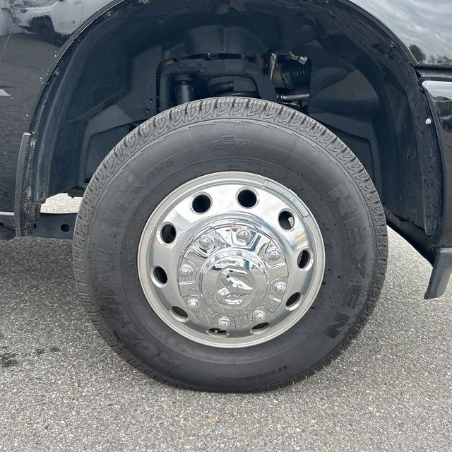 2025 Ram 3500 Laramie - 23025579 - 12