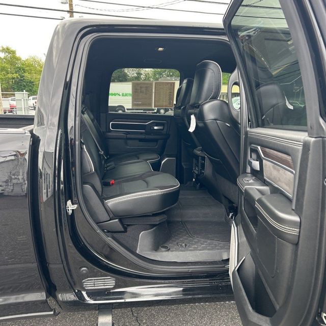 2025 Ram 3500 Laramie - 23025579 - 17