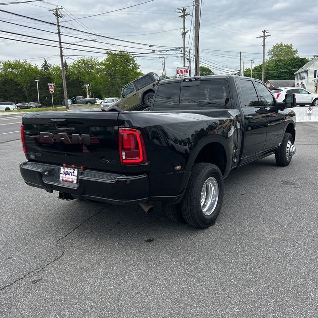 2025 Ram 3500 Laramie - 23025579 - 5