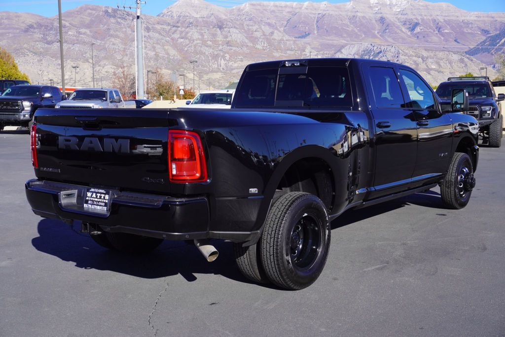 2025 Ram 3500 LARAMIE NIGHT EDITION - 22934690 - 12