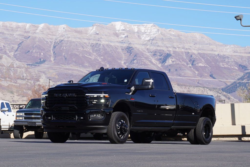 2025 Ram 3500 LARAMIE NIGHT EDITION - 22934690 - 1