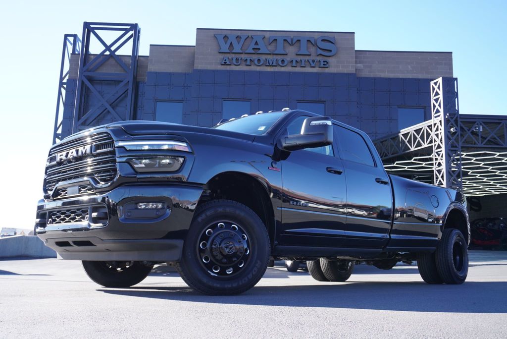 2025 Ram 3500 LARAMIE NIGHT EDITION - 22934690 - 2