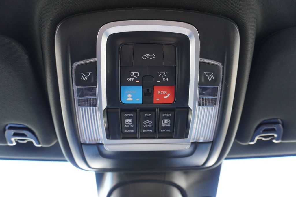 2025 Ram 3500 LARAMIE NIGHT EDITION - 22934690 - 52