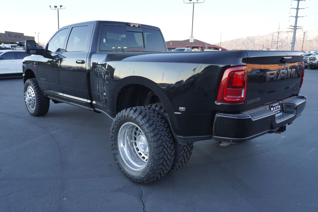 2025 Ram 3500 LARAMIE NIGHT EDITION - 22959087 - 2