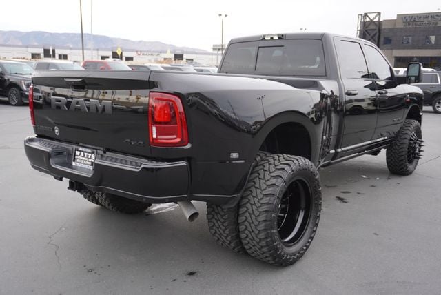 2025 Ram 3500 LARAMIE NIGHT EDITION - 22963675 - 12