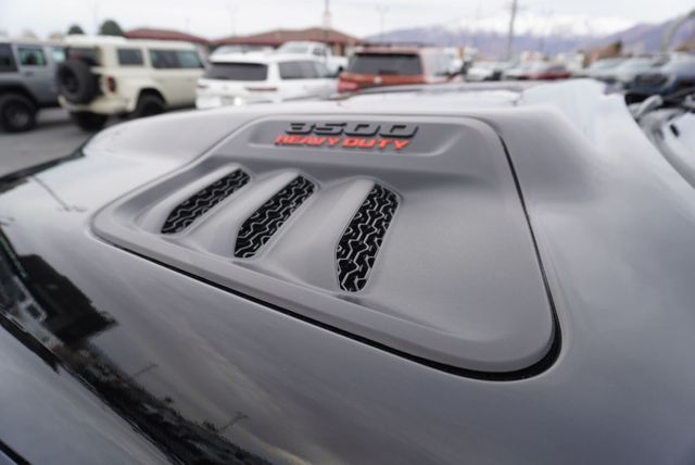 2025 Ram 3500 LARAMIE NIGHT EDITION - 22963675 - 20
