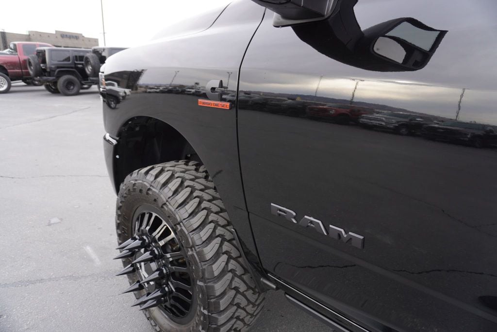 2025 Ram 3500 LARAMIE NIGHT EDITION - 22963675 - 22