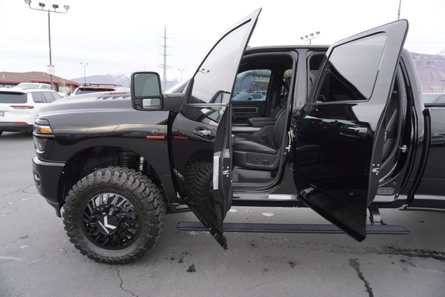 2025 Ram 3500 LARAMIE NIGHT EDITION - 22963675 - 26