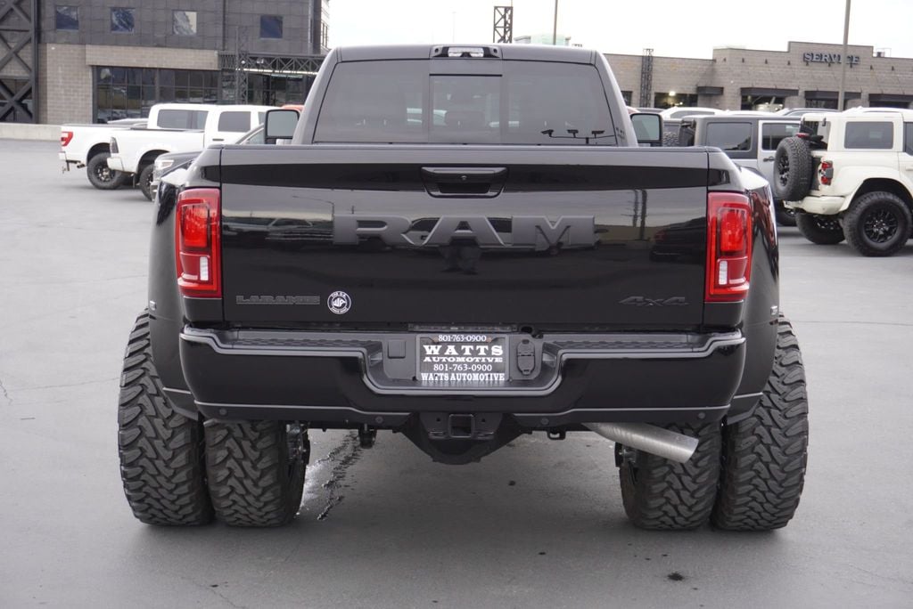 2025 Ram 3500 LARAMIE NIGHT EDITION - 22963675 - 8