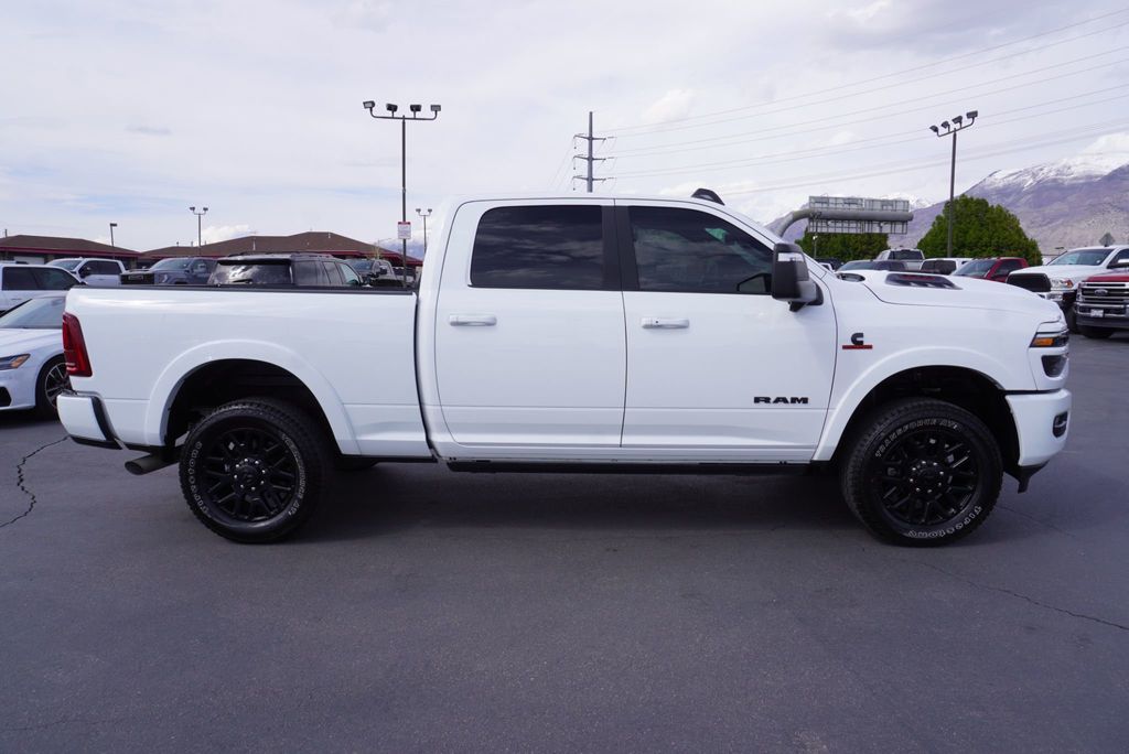 2025 Ram 3500 LIMITED NIGHT EDITION - 23020547 - 13