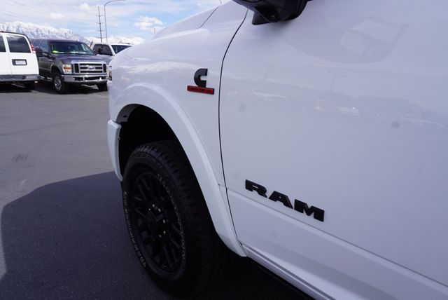 2025 Ram 3500 LIMITED NIGHT EDITION - 23020547 - 18