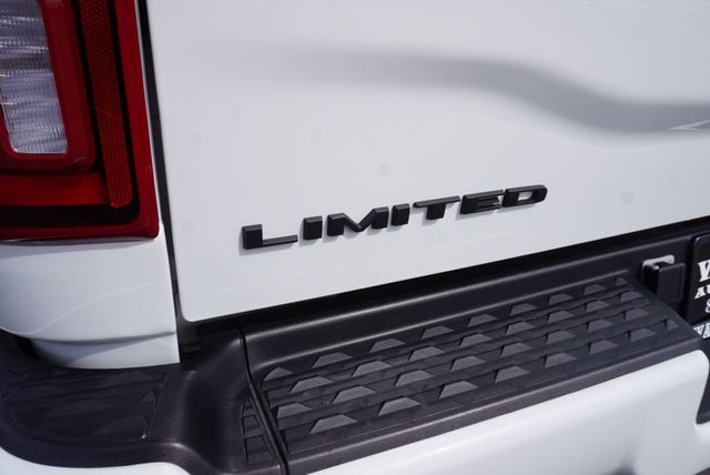 2025 Ram 3500 LIMITED NIGHT EDITION - 23020547 - 19