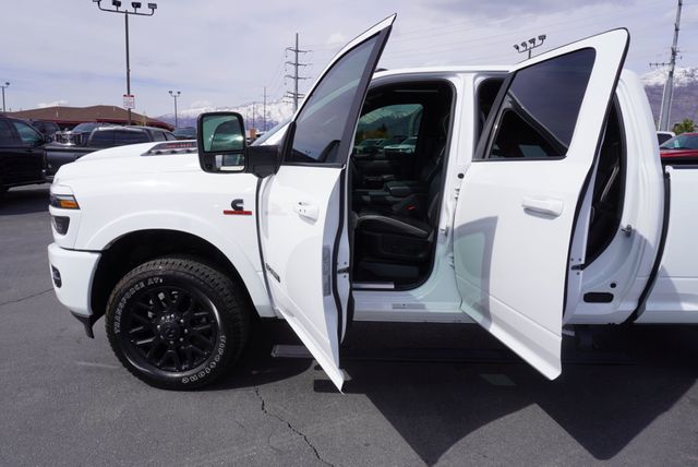 2025 Ram 3500 LIMITED NIGHT EDITION - 23020547 - 23