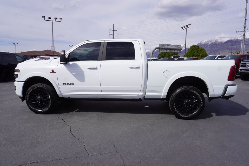 2025 Ram 3500 LIMITED NIGHT EDITION - 23020547 - 7